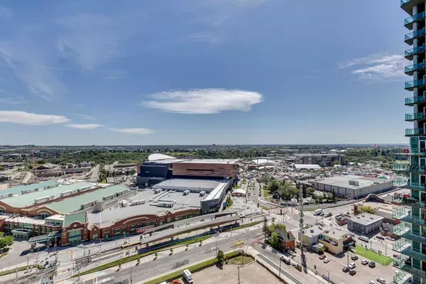 1410 1 ST SE #2203, Calgary, AB T2G 5T7
