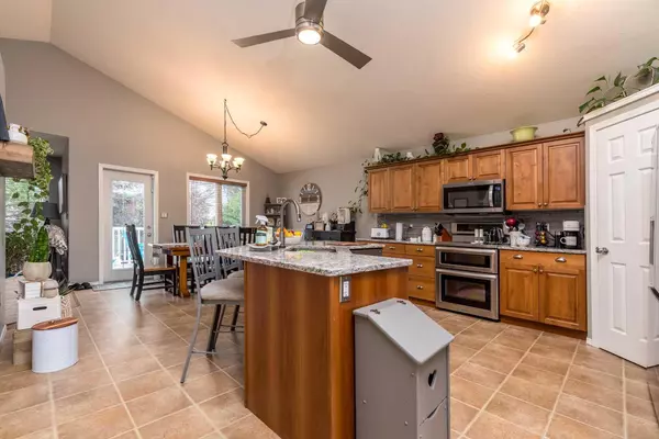 Lloydminster, AB T9V 3H9,3203 66 AVE