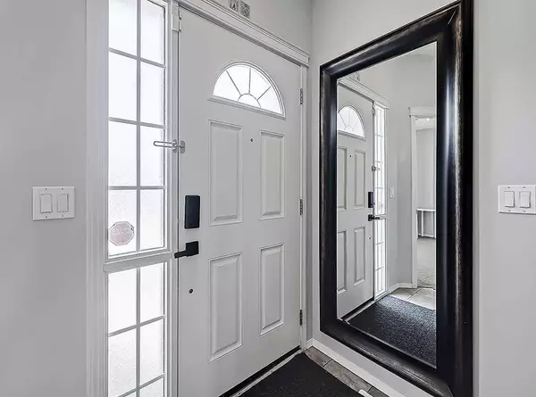 Calgary, AB T3M 0X8,92 Cranford CRES SE