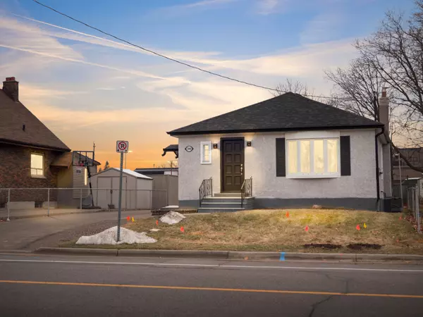Oshawa, ON L1H 1M3,590 Athol ST E #Lower