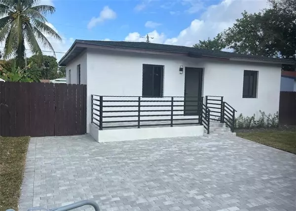 1545 NE 153rd Ter, North Miami Beach, FL 33162