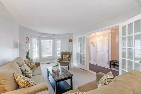Markham, ON L3S 3B3,20 Erla CT
