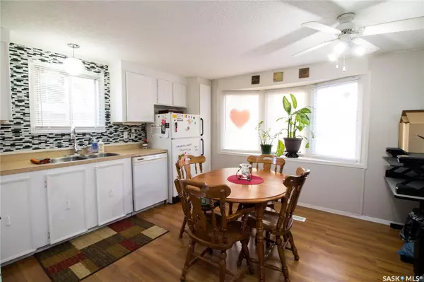 Battleford, SK S0M 0E0,484 32nd STREET