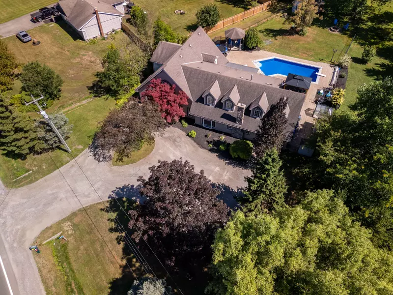 42573 3 HWY, Wainfleet, ON L0S 1V0