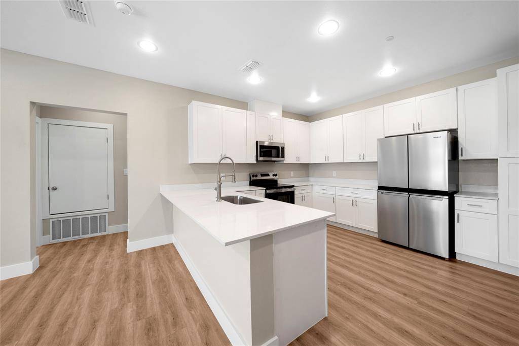 Fate, TX 75087,577 Richlands Way #201