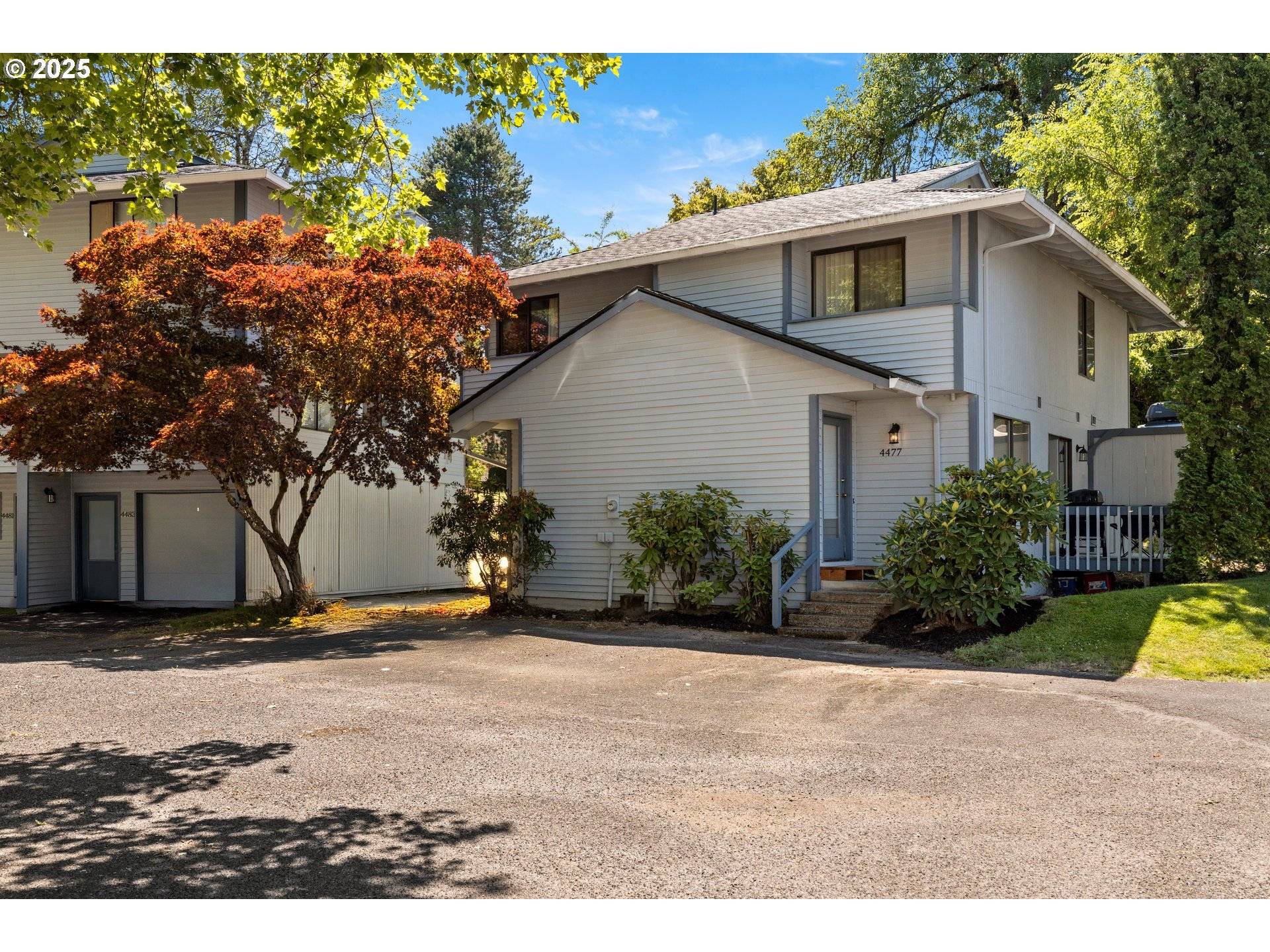 Portland, OR 97219,4445 SW GARDEN HOME RD