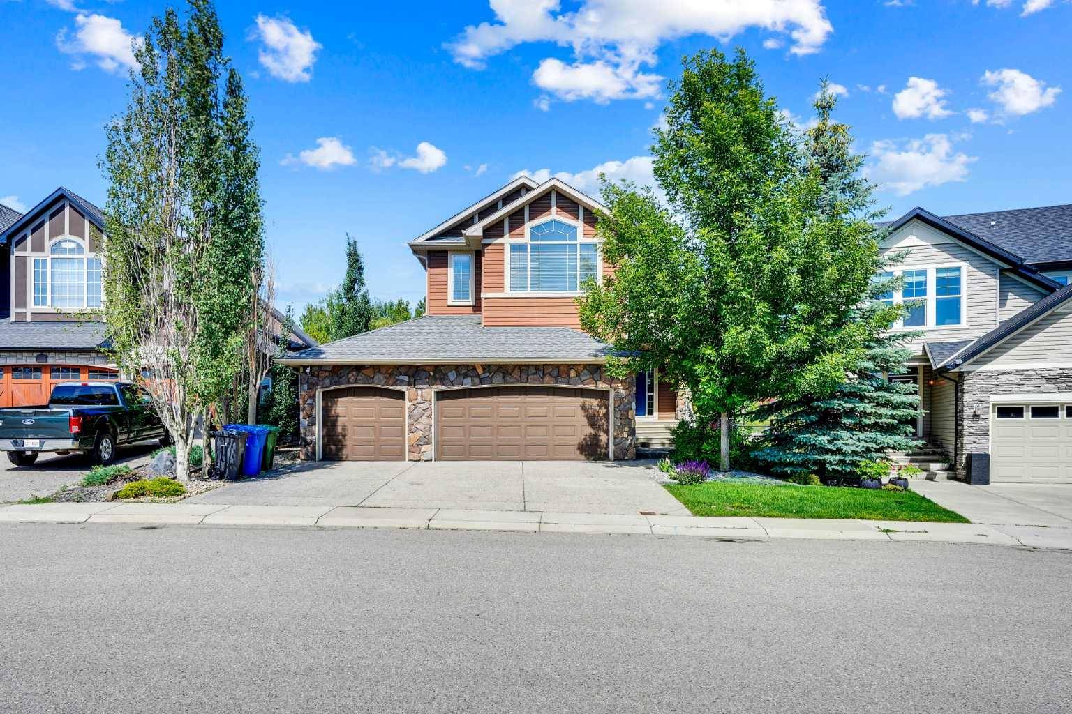 Chestermere, AB T1X 0K9,121 magenta CRES