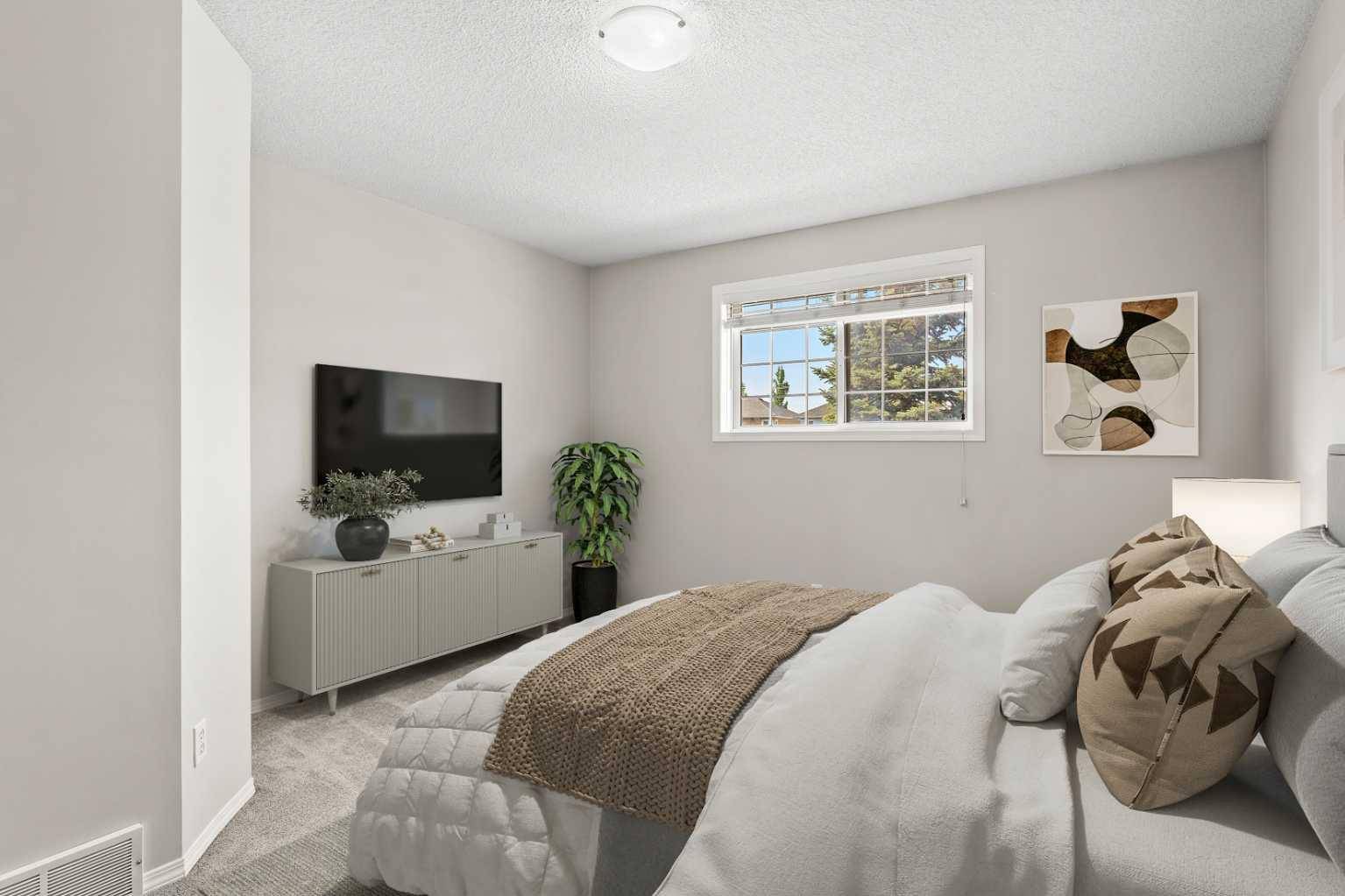 Calgary, AB T2Y 3B4,226 Shawinigan DR SW