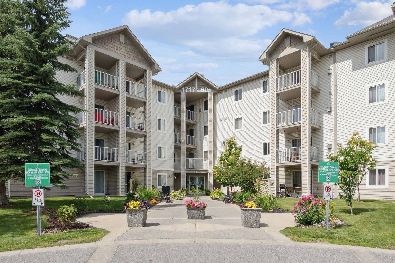 Calgary, AB T2A 7Y7,1717 60 ST SE #224