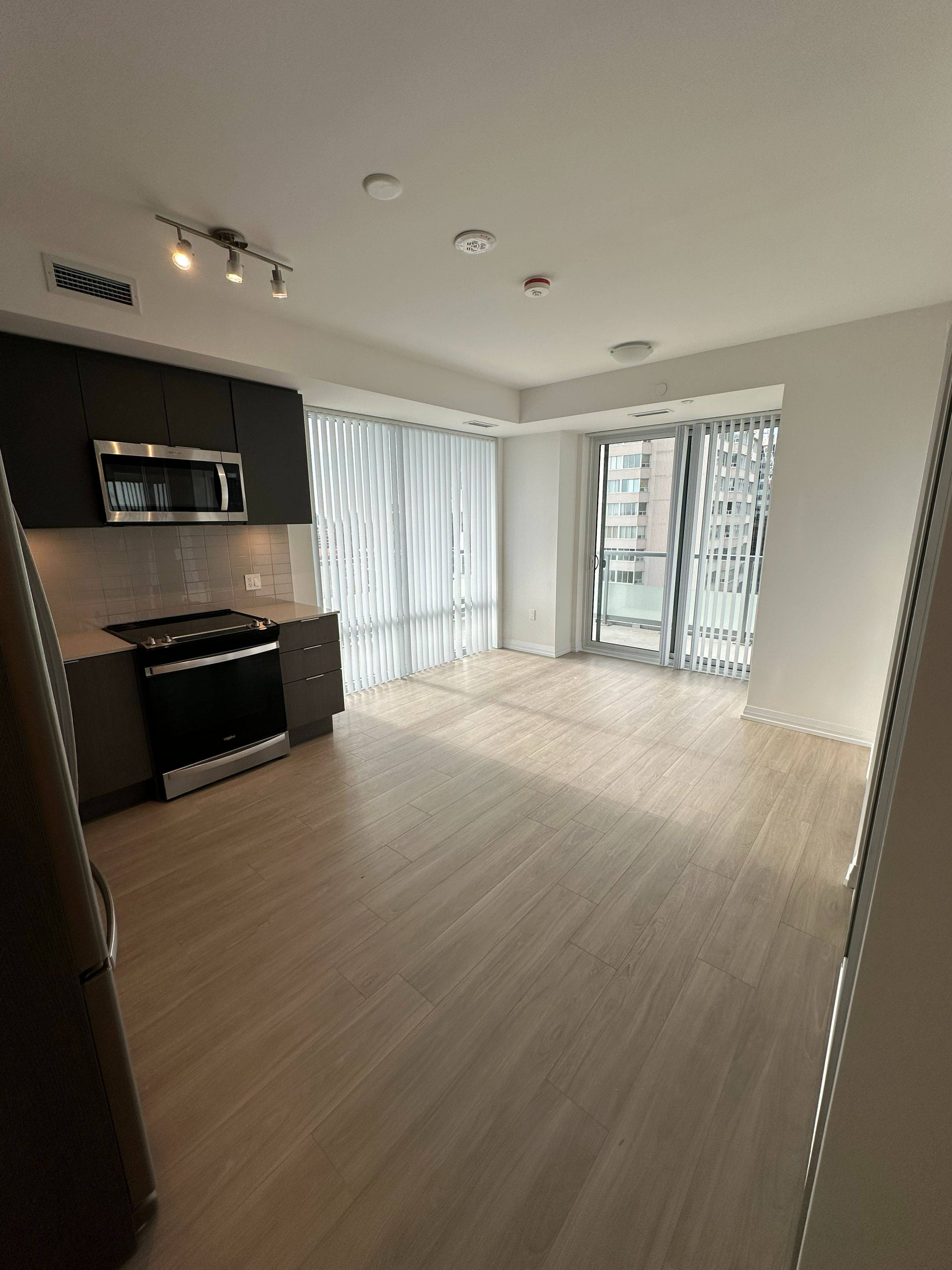 25 Holly ST #1609, Toronto C10, ON M4S 0E3