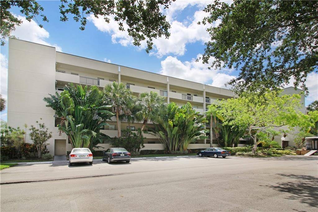 2900 NW 42nd Ave #505, Coconut Creek, FL 33066