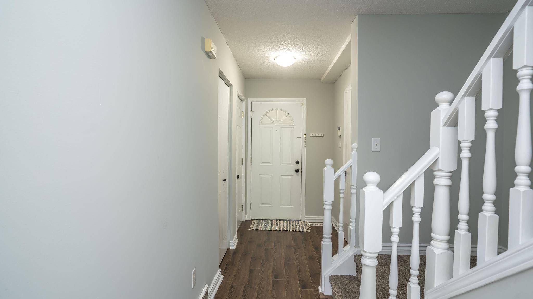 London East, ON N5V 5E1,223 SIMPSON CRES
