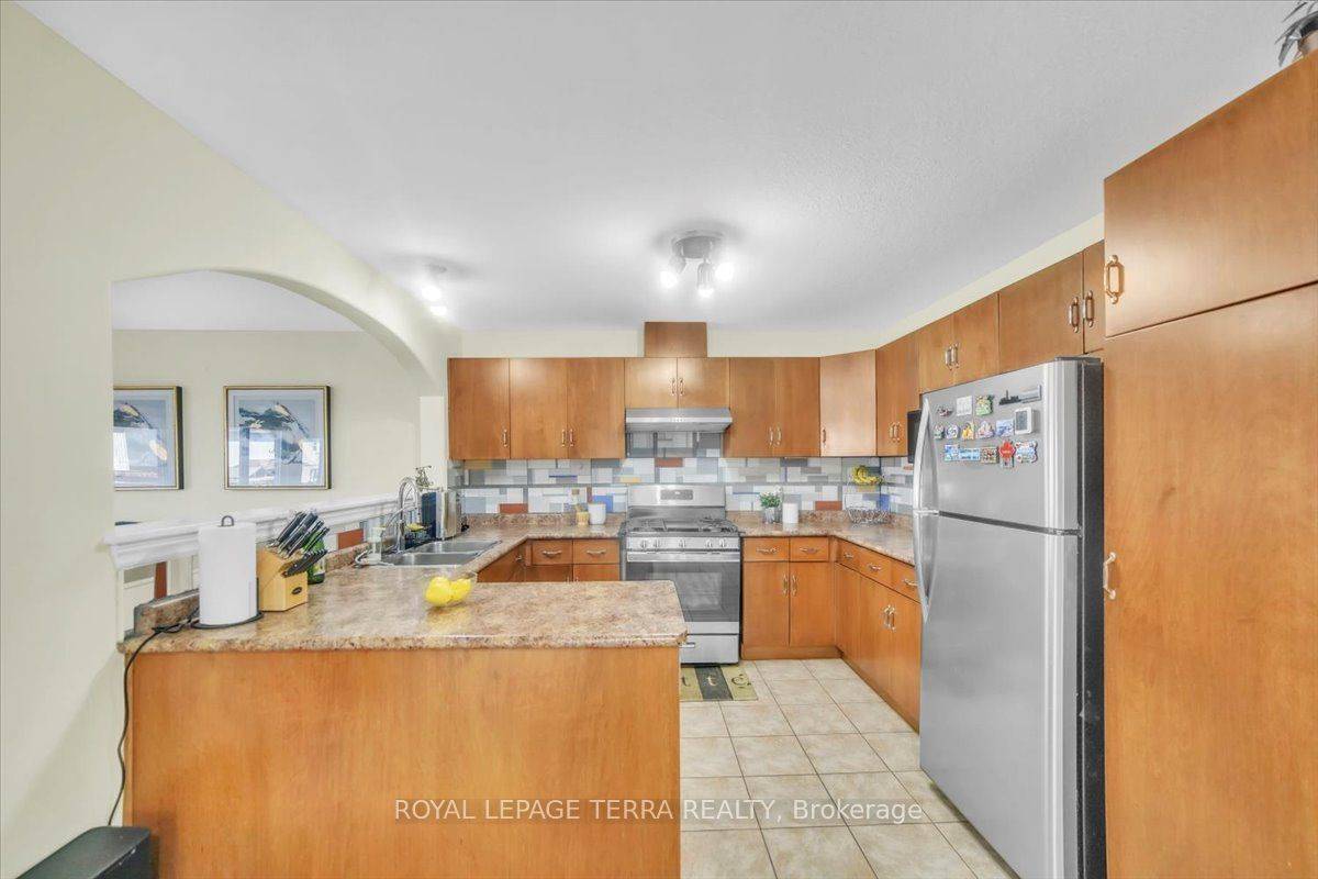 Guelph, ON N1E 0G9,31 Vipond ST