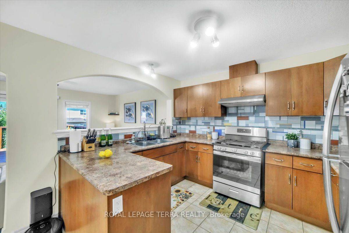Guelph, ON N1E 0G9,31 Vipond ST
