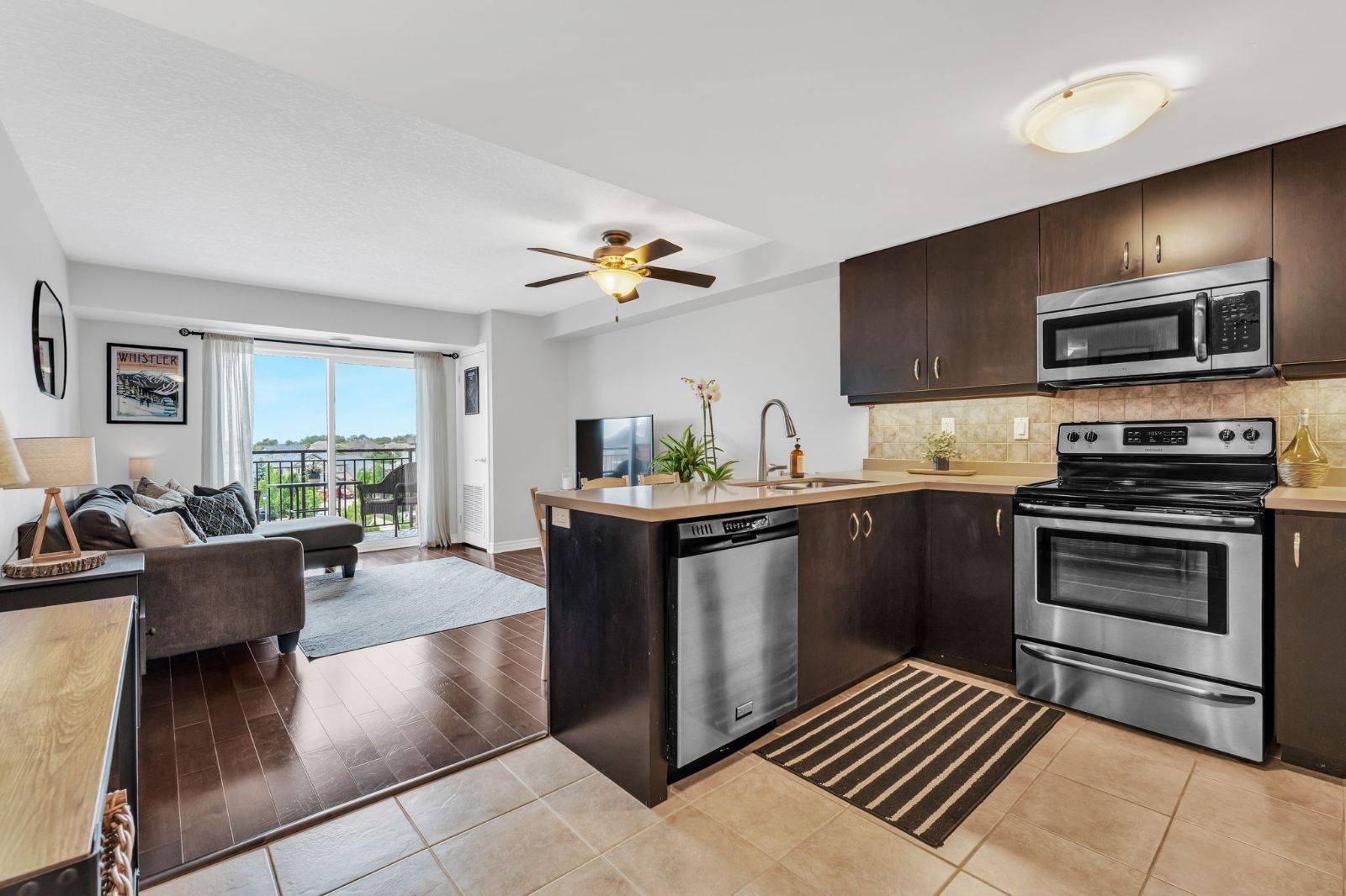 Guelph, ON N1L 0J8,60 Lynnmore ST #414
