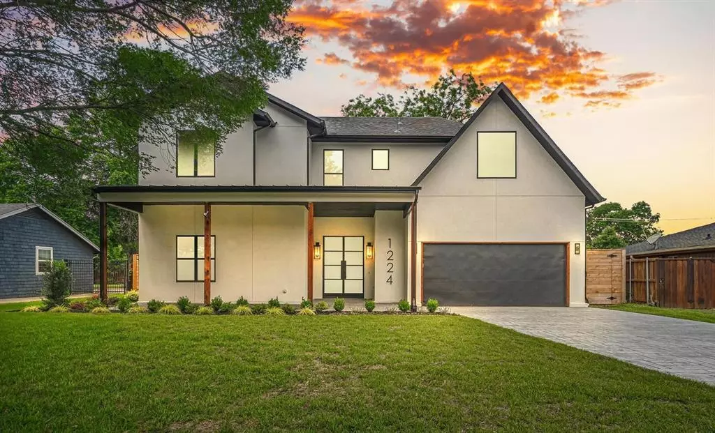 Grapevine, TX 76051,1224 S Pine Street