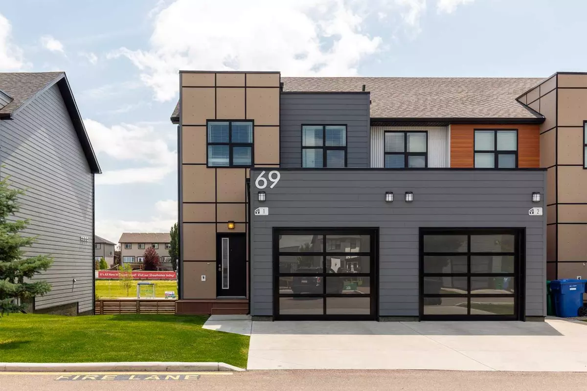 Lethbridge, AB T1J 5M5,69 Aquitania CIR W #1