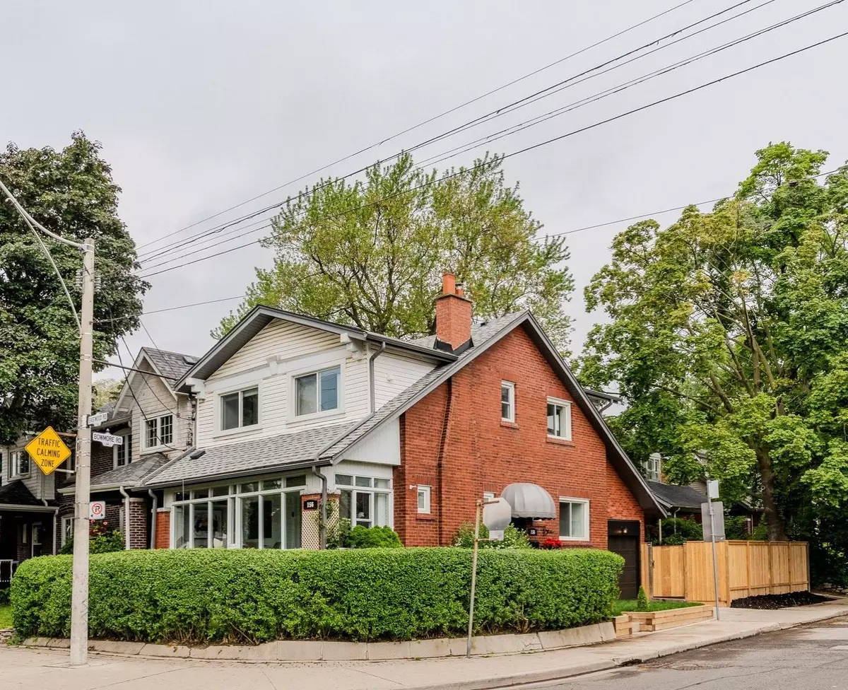 Toronto E02, ON M4L 2C9,156 Eastwood RD