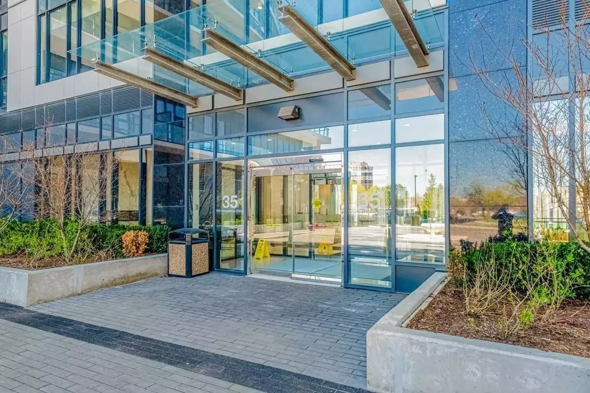 Mississauga, ON L5R 0G9,65 Watergarden DR #1308