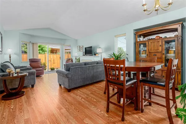 1600 Balmoral Ave #10, Comox, BC V9M 2N2
