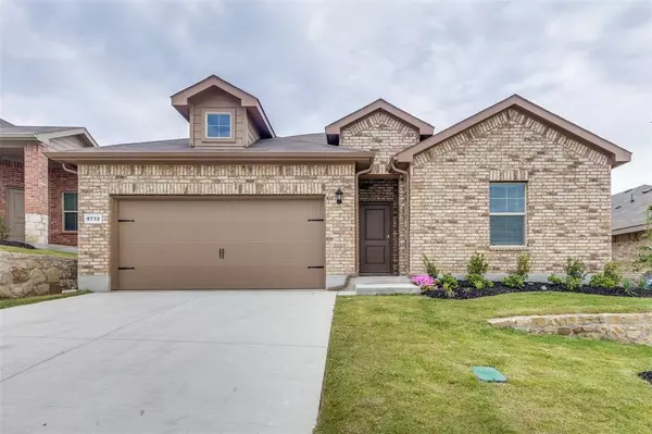 9732 CHERRYVILLE Road, Fort Worth, TX 76108