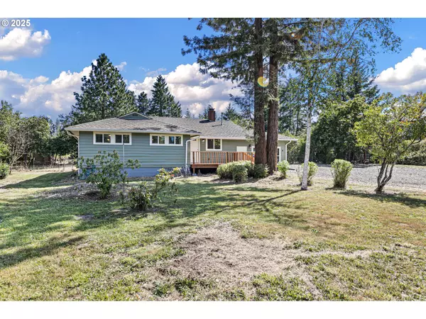 Veneta, OR 97487,25412 JEANS RD