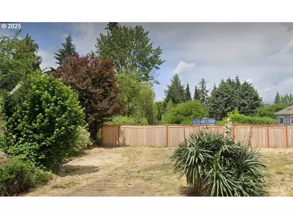 3835 Dove LN, Eugene, OR 97402