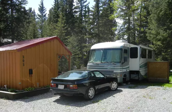200 4 AVE SW #203, Sundre, AB T0M 1X0