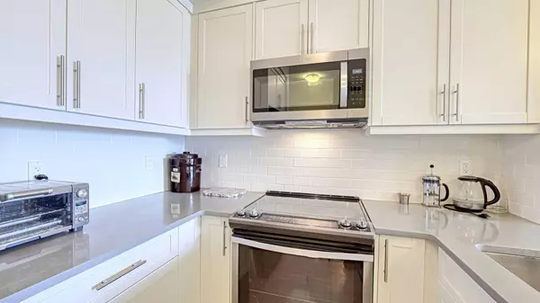 Calgary, AB T3M 2Y3,300 Auburn Meadows MNR Southeast #403