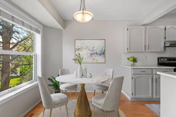 Calgary, AB T2Y 3B4,226 Shawinigan DR Southwest
