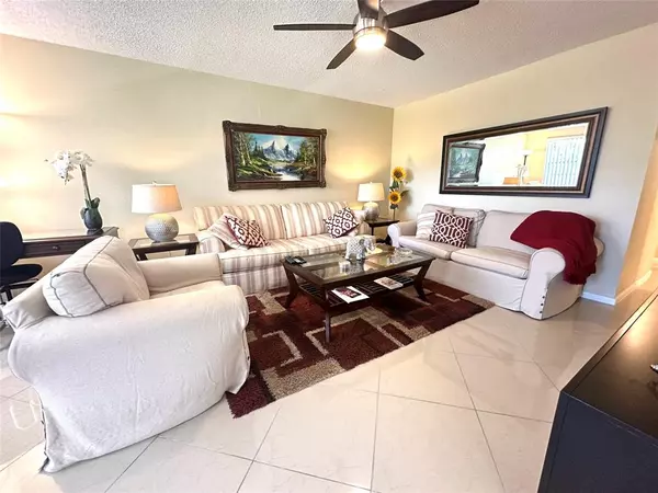 Deerfield Beach, FL 33442,668 Durham X #668