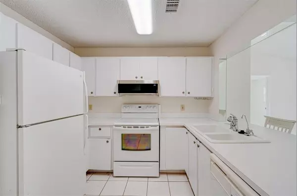 Dania Beach, FL 33004,811 SE 4th Ave #205C