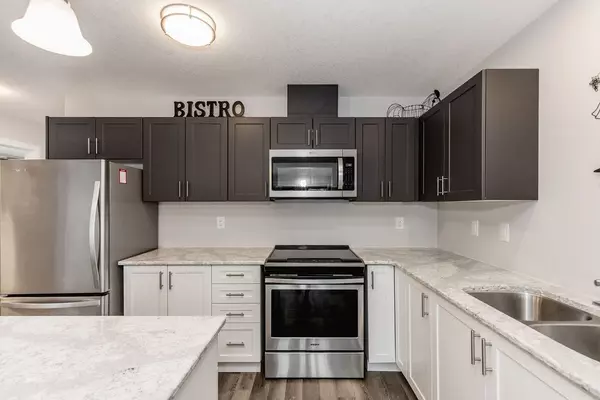 Wasaga Beach, ON L9Z 0H8,26 Ivy CRES