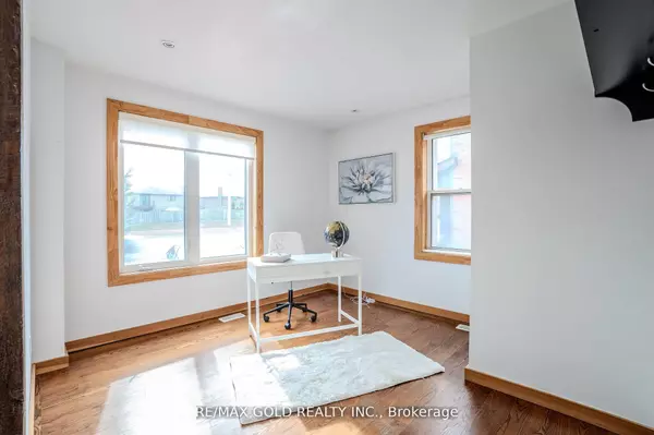 Mississauga, ON L5A 2X8,3397 Cawthra RD