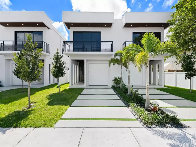 916 NE 17th Ave, Fort Lauderdale, FL 33304