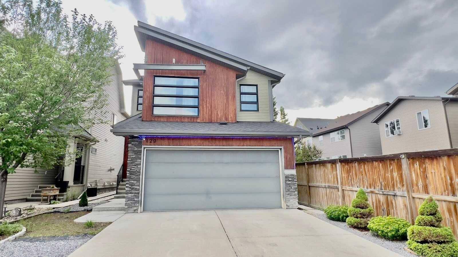 129 Walden CRES SE, Calgary, AB T2X 0T2