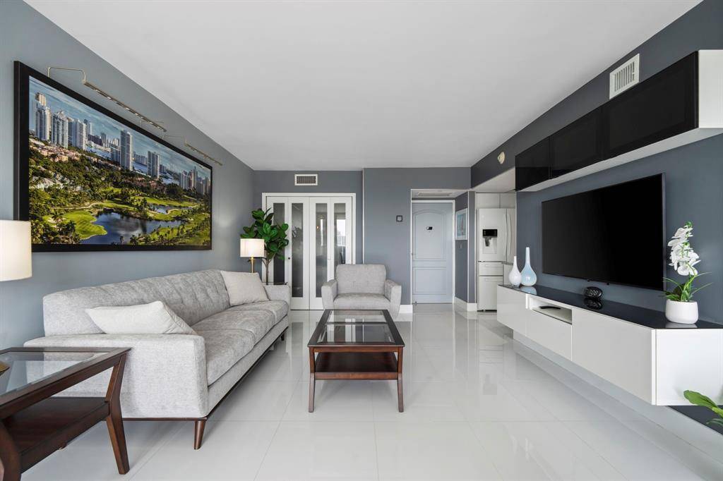 Aventura, FL 33180,3625 N Country Club Dr #1208