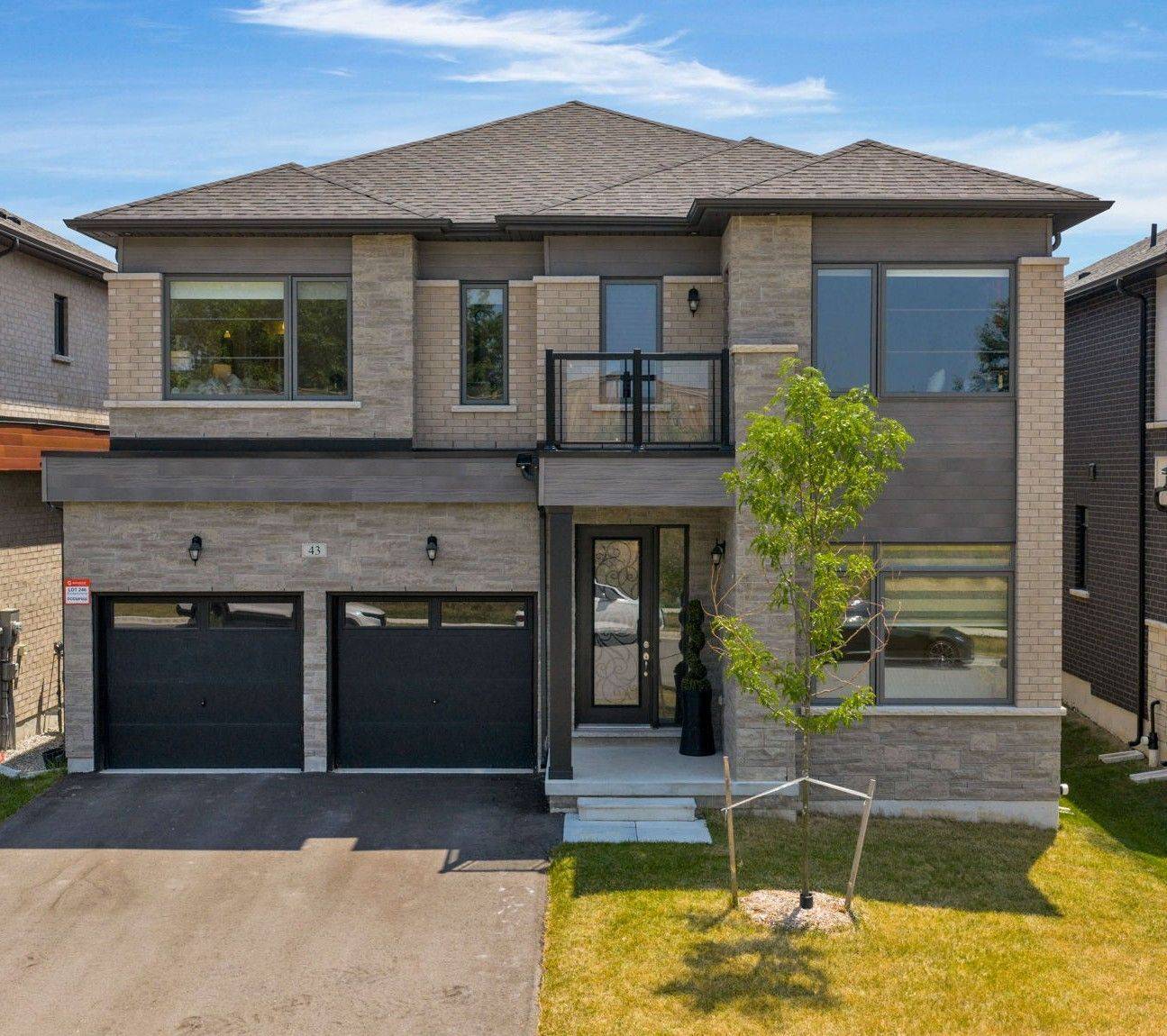 43 Calypso AVE, Springwater, ON L0L 1Y3