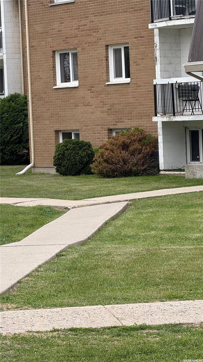 51 Centennial STREET #31, Regina, SK S4S 6P8