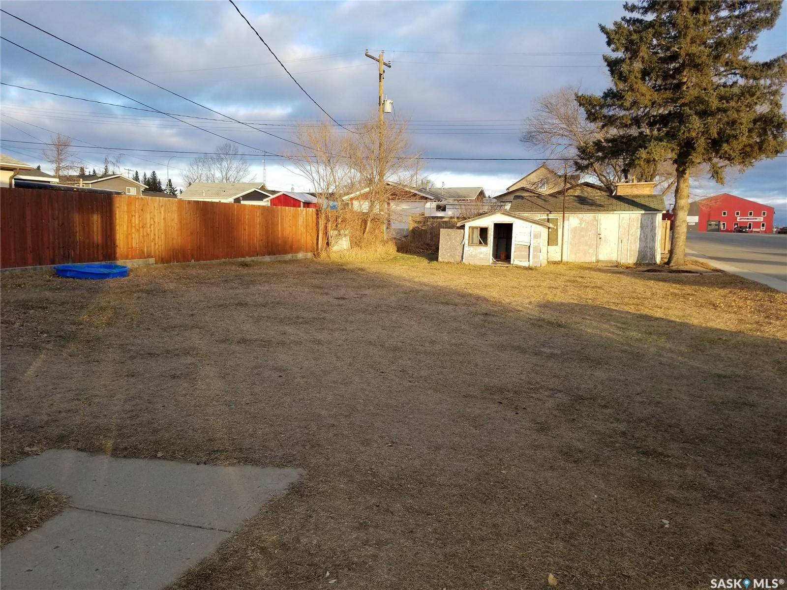 Macklin, SK S0L 2C0,4901 Leader STREET