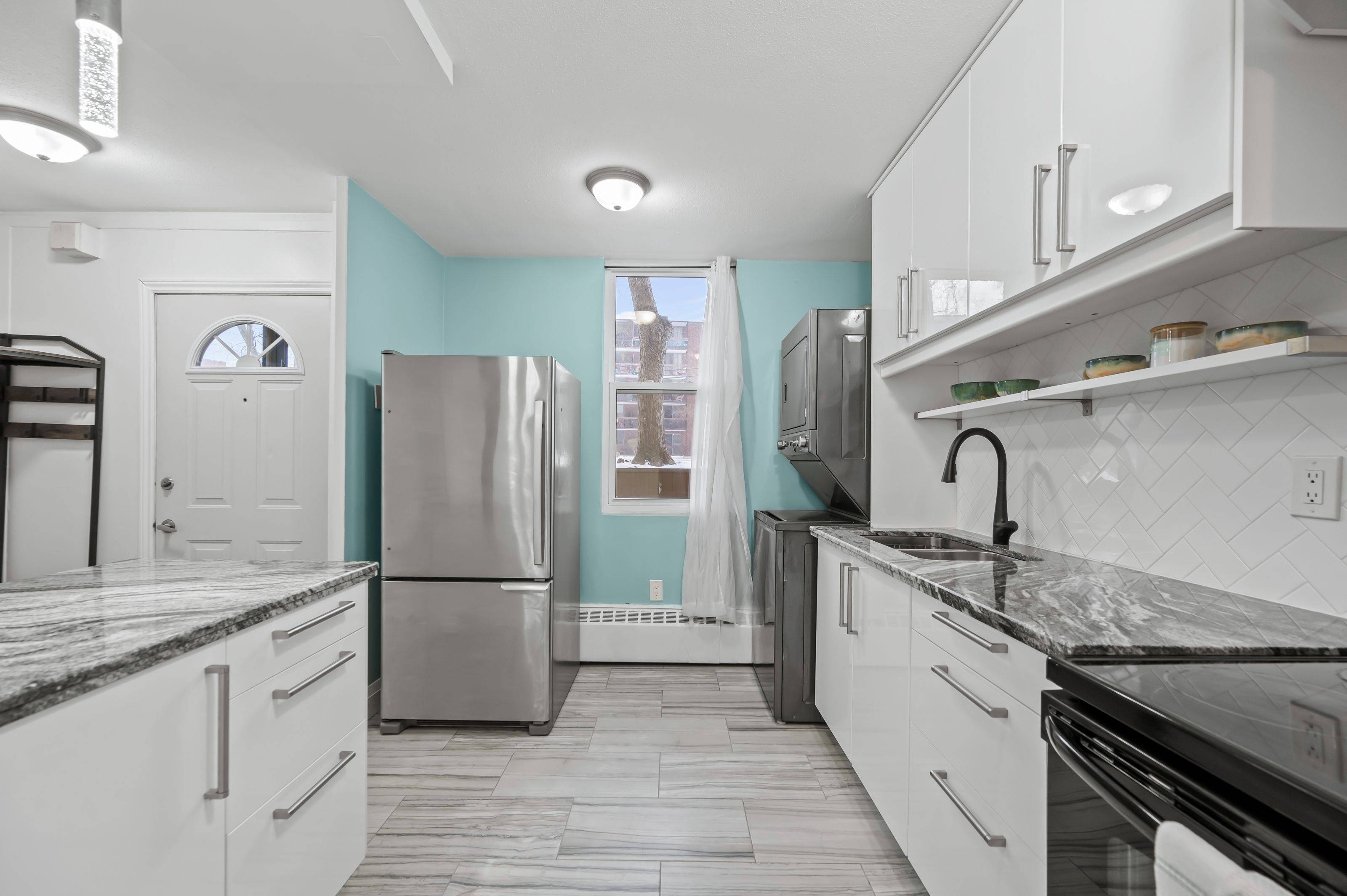 Hamilton, ON L8K 5N2,350 Quigley RD #141