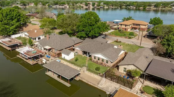 Granbury, TX 76048,213 Bahama Court