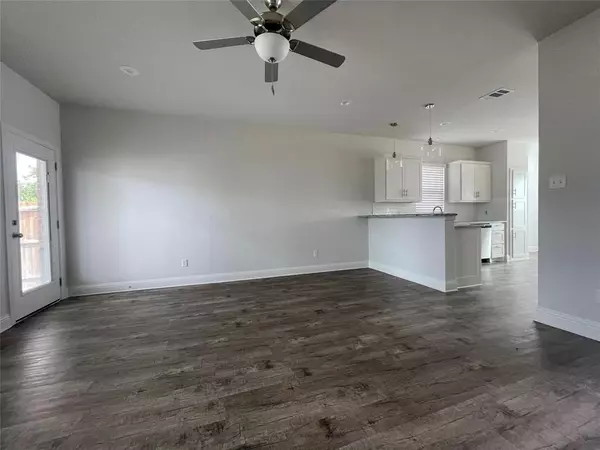 Weatherford, TX 76087,420 Paloma Street