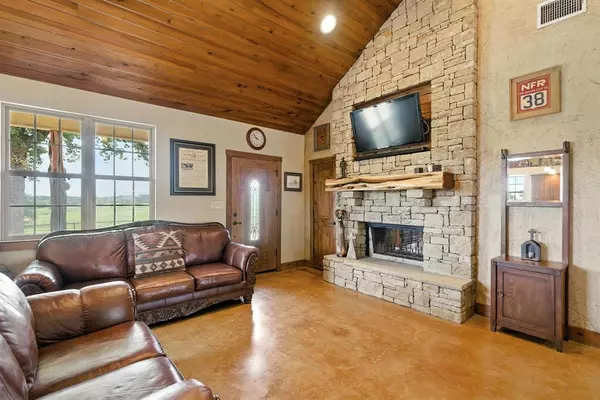 Poolville, TX 76487,250 Division Lane