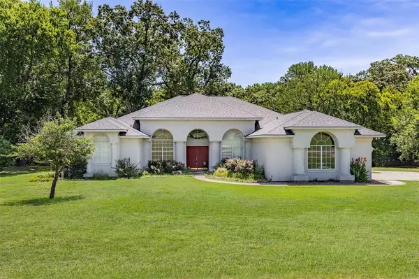 451 Belmont Lane, Van Alstyne, TX 75495