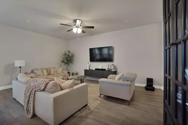 Fort Worth, TX 76052,721 Cromane Road
