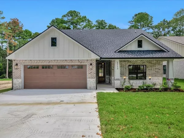 1713 Champions Drive, Lufkin, TX 75901