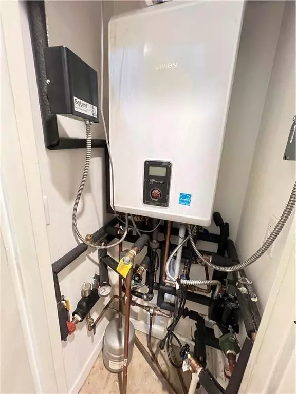 Brooklyn, NY 11232,800 5th AVE #3A