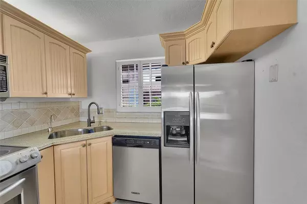 Fort Lauderdale, FL 33311,610 Tennis Club Dr #401
