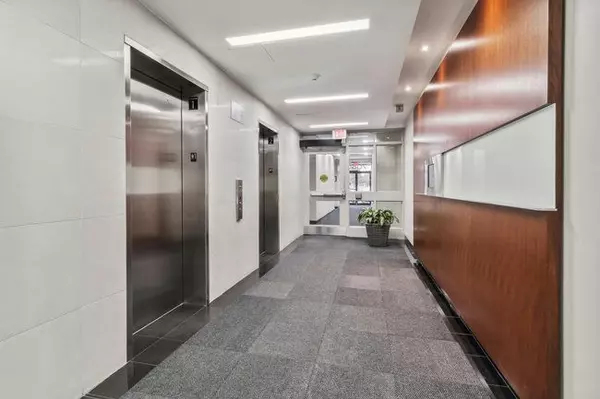 Markham, ON L3R 6G2,7030 Woodbine AVE #700